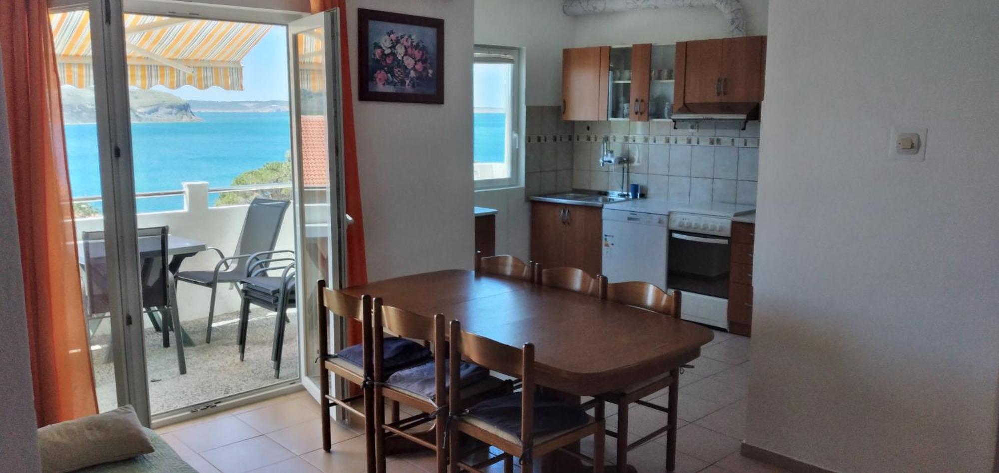 Apartments Miocic Ražanac الغرفة الصورة