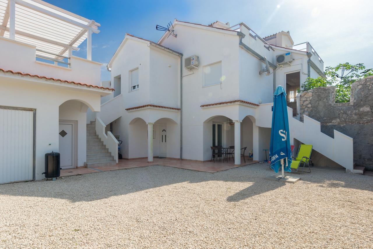 Apartments Miocic Ražanac المظهر الخارجي الصورة