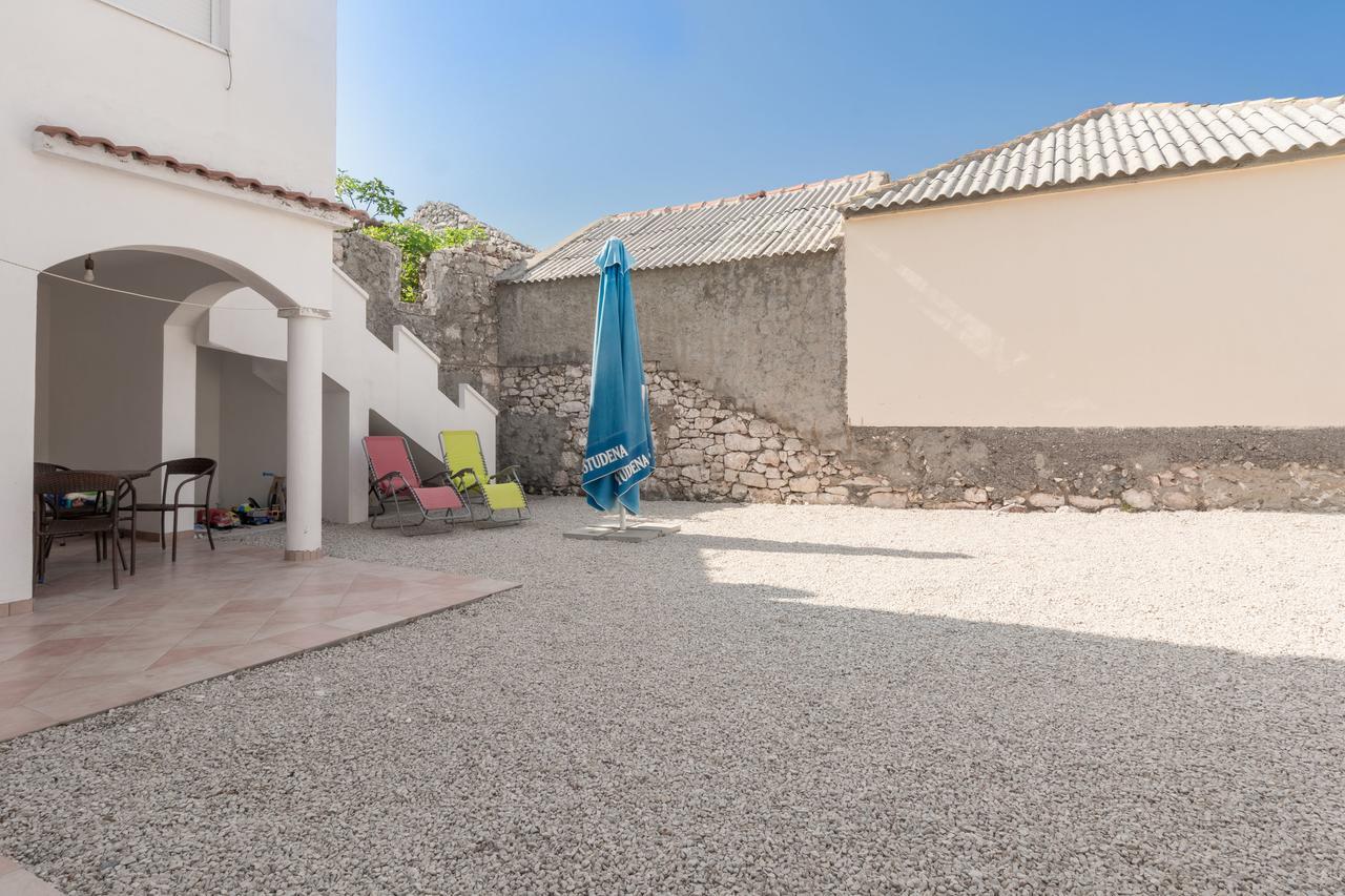 Apartments Miocic Ražanac المظهر الخارجي الصورة