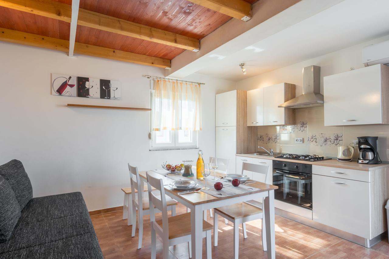 Apartments Miocic Ražanac المظهر الخارجي الصورة