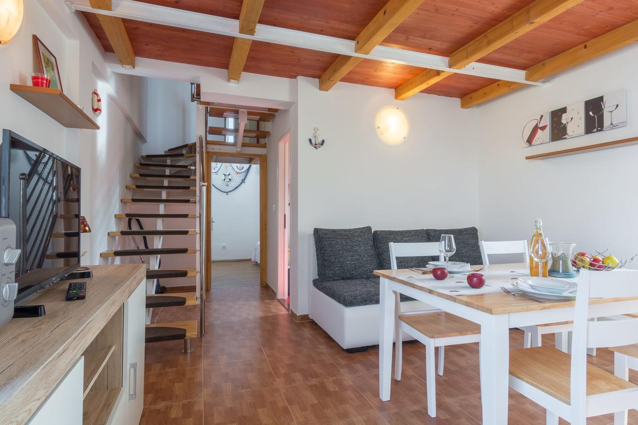 Apartments Miocic Ražanac المظهر الخارجي الصورة